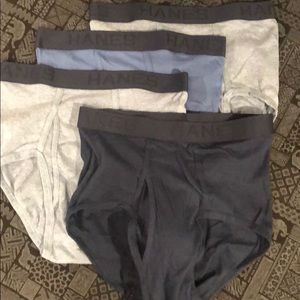 Hanes briefs M